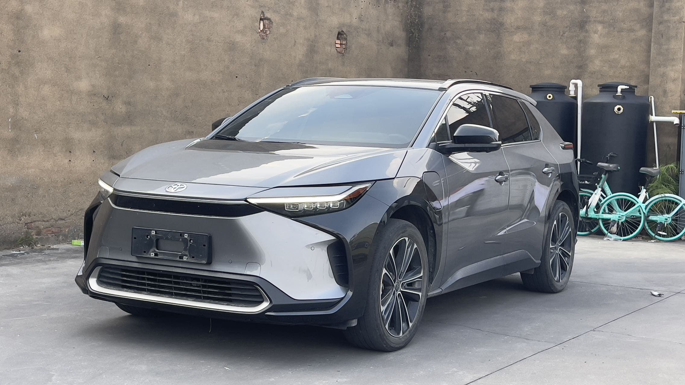 2023 Toyota BZ4X ULTRA